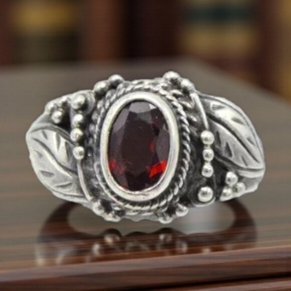 Sterling Silver & Garnet Ring Leaf & Ball Faceted Garnet 925 January Birthstone - Picture 2 of 6